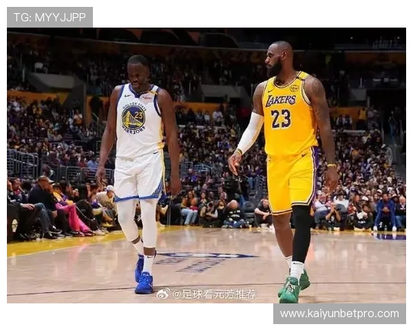 NBA季后赛激战正酣詹姆斯引领湖人迎战勇士巨星对决引爆全场