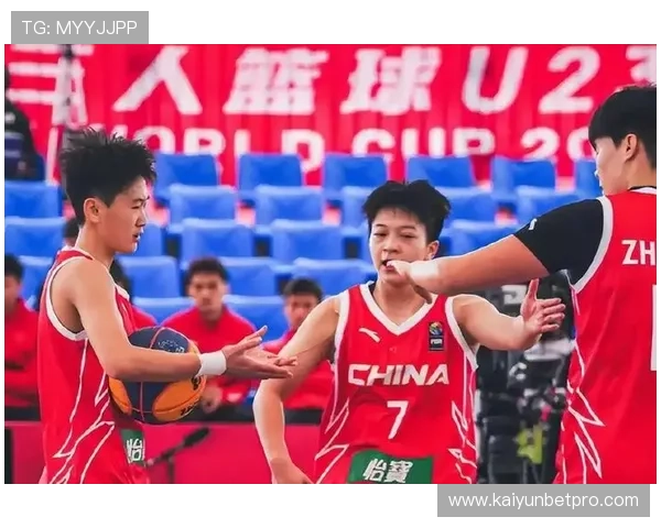 中国篮球队成功晋级世界杯八强 打破历史纪录迎接新的挑战